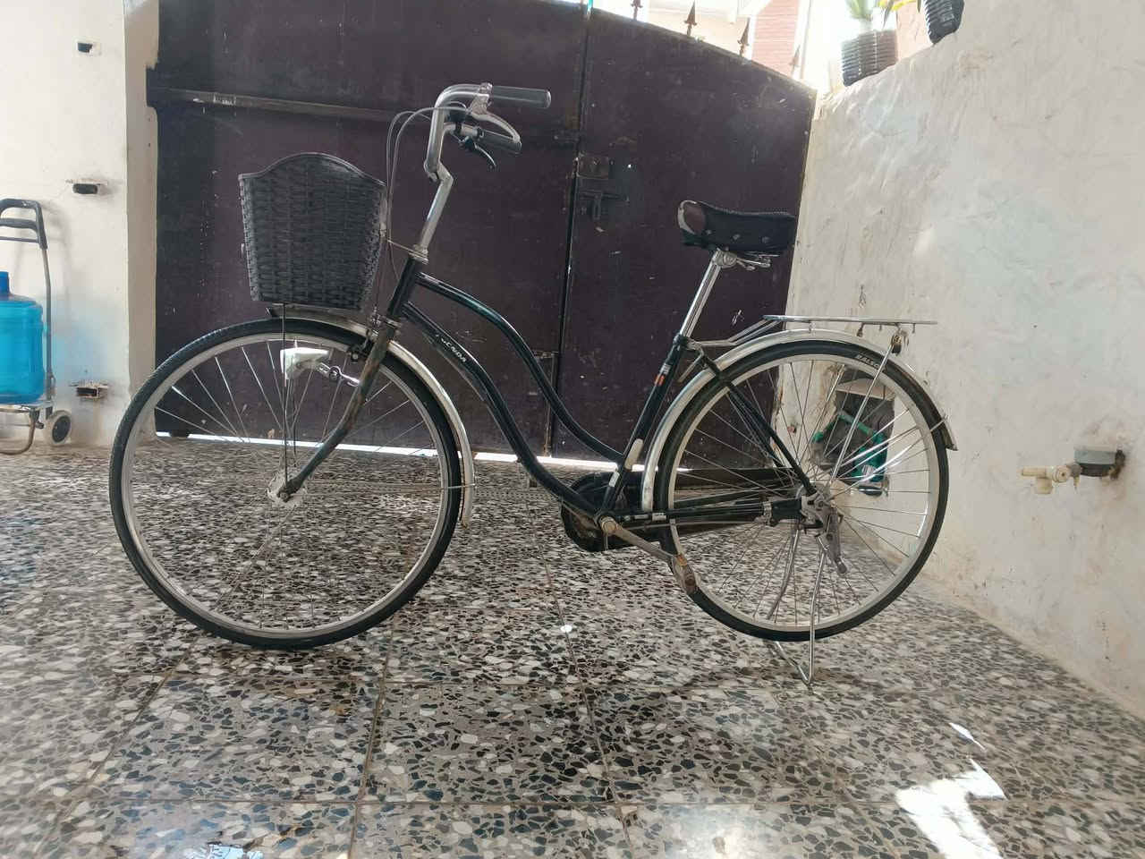 بايسكل. موزه حجم 27. نظيف جدا ب85


**إذا كنت صاحب هذا الإعلان وتريد حذفه لأي سبب، رجاءا أرسل رسالة إلى الدعم الفني**