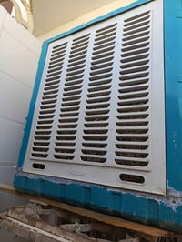 مبردة • نظيفة • حجم كبير