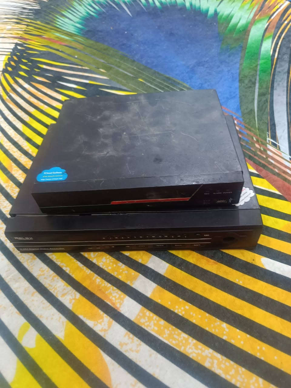 اNVR و DVR ابيع فحم اول تم 25 الف *********** وتساب
