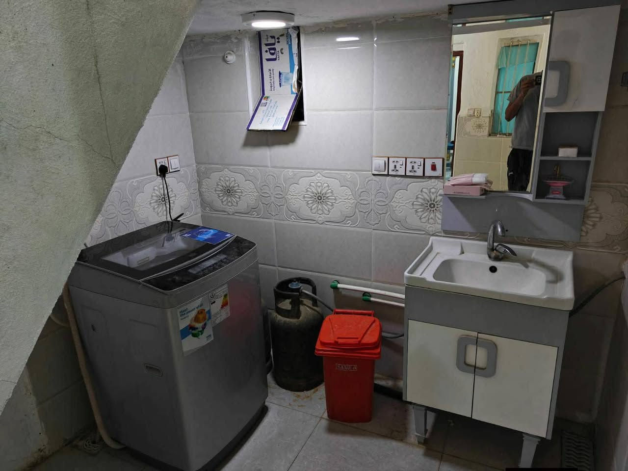 للبيع بيت 112متر طابقين بالزويه خلف محلات الساده البعاج للاستفسار ع خاص او التصال عل رقم 📱 ‏‪***********‬‏
