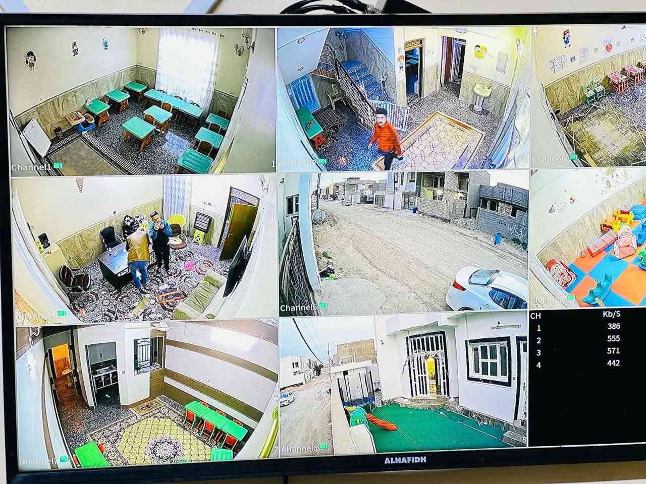 شعارناً الإخلاص في العمل ***********
تم تجهيز مدرسة و روضة بالكامرات المراقبه 
تنصيب وصيانة الكامرات
