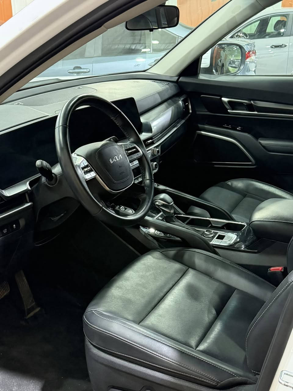 كيا تولرايد 2025 مرقم شهداء ذي قار فول مواصفات فتحه كشنات سياحي جلد وارد امريكي تبديل بنيد فقط وصبغ جاملغ يسار 
السعر 305$ ورقه وبيها مجال بسيط
المكان الناصريه الشموخ 
للأستفسار ***********
