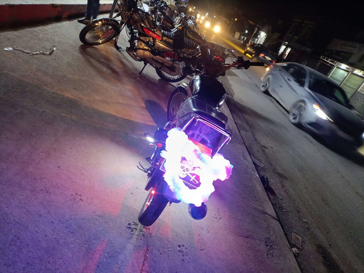 تراجه البيع سعر 800 بي مجال الوجه الطيب عنوان موصل رشيديه***********
