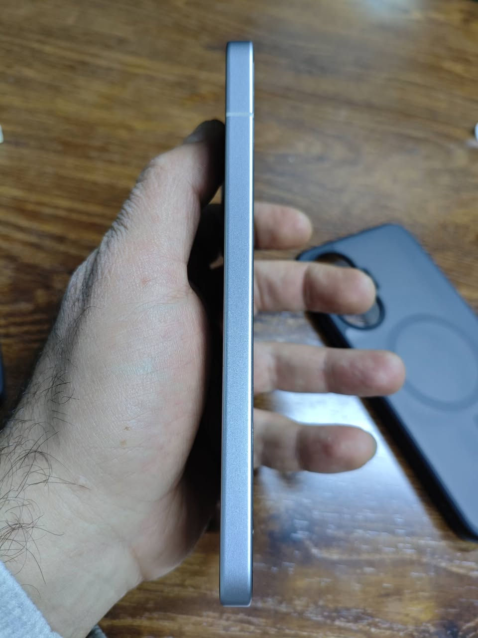 بوكو F7 اخو جديد ب395
ذاكرة 256 وعشوائية 12+12

معالج سناب دراكون 8 جين 4

مكان بغداد الاعلام 

***********
