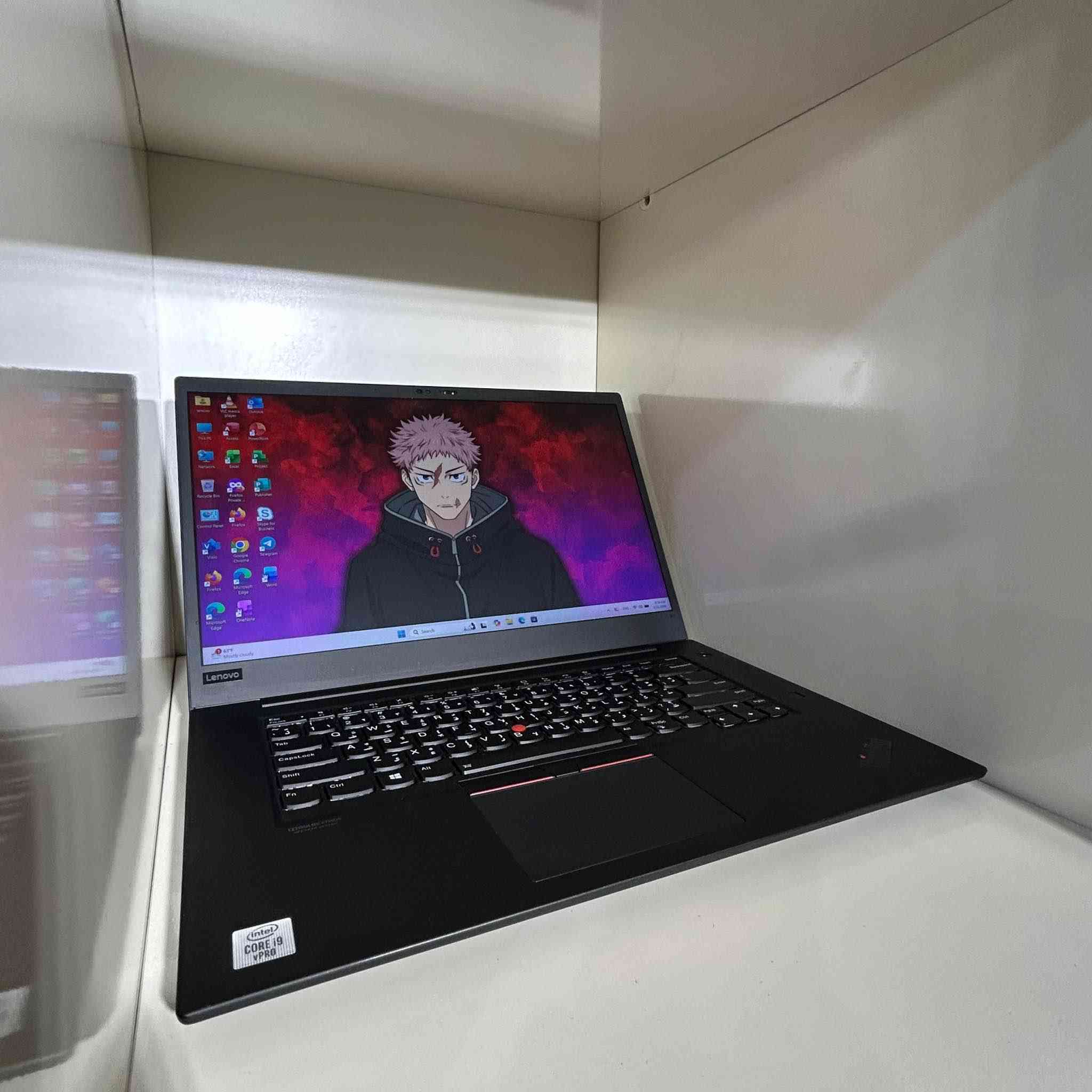 ‏🔥 Lenovo ThinkPad P1 Gen 3 | قوة احترافية بهيكل فخم 🔥

إذا تريد لابتوب نخبة يجمع بين الأداء العالي، المتانة، والتصميم الخفيف…
ThinkPad P1 Gen 3 معمول للي يشتغل شغل ثقيل بدون تنازلات 💼⚡

⸻

🧱 الهيكل:
 • هيكل فاخر مصنوع من Carbon Fiber + Magnesium
خفيف، قوي، ومقاوم للاستخدام القاسي (فئة ThinkPad الاحترافية)

⸻

⚙️ المواصفات التقنية:
 • 🔹 المعالج: Intel Core i9 الجيل العاشر H
10885H | سرعة 2.4GHz
8 أنوية – 16 خيط معالجة
 • 🔹 الرام: 16GB DDR4
 • 🔹 التخزين: 512GB NVMe SSD (أداء فائق السرعة)
 • 🔹 كرت الشاشة الداخلي: Intel UHD Graphics 630 (حتى 8GB)
 • 🔹 كرت الشاشة الخارجي: NVIDIA Quadro T2000 MAX-Q
4GB مخصص – مثالي للتصميم، المونتاج، والرندر

⸻

🖥️ الشاشة والصوت:
 • 🔹 شاشة 15.6 إنچ FHD بحواف نحيفة – تجربة مشاهدة أنيقة
 • 🔹 صوت بتقنية Dolby Atmos
صوت محيطي نقي وواضح للميديا والعمل

⸻

🚀 تقنيات حديثة:
 • ✔️ Wi-Fi 6 (إنترنت أسرع وثبات أعلى)
‎ • ✔️ بصمة إصبع للحماية
 • ✔️ Windows 11 Pro – آخر إصدار 25H2

⸻

🔌 المنافذ:
 • منفذ طاقة
‏ • HDMI
‏ • 2 × USB A
 • منفذ سماعات 3.5mm
‏ • 2 × Type-C Thunderbolt ⚡

⸻

🎁 الهدايا المرفقة:
 • 🧳 حقيبه
 • 🔌 شاحن
 • 🖱️ ماوس واير ضوئي
 • 🖤 ماوس باد Razer
 • 🎧 سماعات أذن
 • 📱 ستاند هاتف

⸻

🚚 التوصيل والضمان:
 • ✅ توصيل مجاني لكل العراق
 • ✅ ضمان 7 أيام – استبدال فوري
 • 📦 الجهاز يوصلكم داخل بكج مغلّف ومحمي بعناية

⸻

💰 السعر:

950,000 دينار عراقي

‏ThinkPad مو مجرد لابتوب…
هذا أداة عمل احترافية للي يريد يعتمد عليها سنوات 👑 بغداد, العراق


**إذا كنت صاحب هذا الإعلان وتريد حذفه لأي سبب، رجاءا أرسل رسالة إلى الدعم الفني**