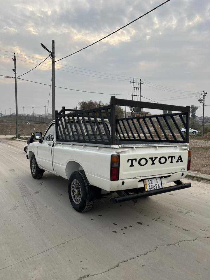 بيكم تيوتا موديل 1980للبيع مكان موصل الايسر السعر 40 كورك***********اسيا***********
