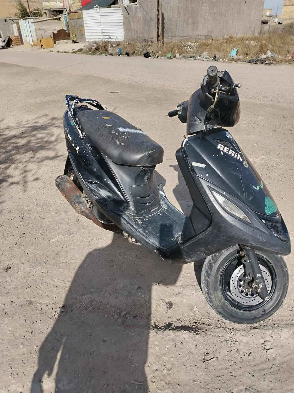 سلام عليكم دراجه ماكس 140 لبيع سعر 200وبيها مجال رقم الهاتف *********** واتساب موجود
