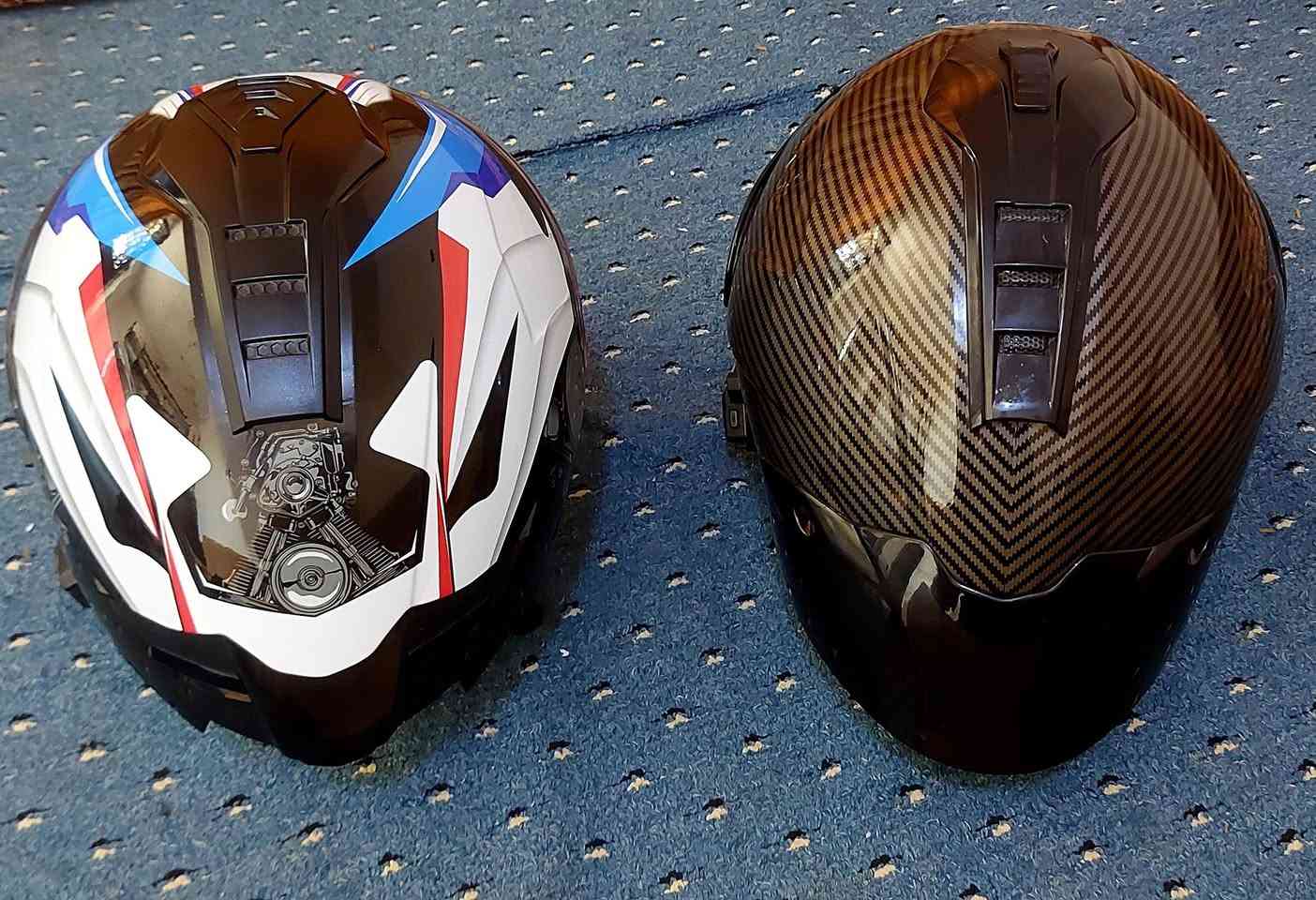 الاسعار ثابته
خوذه كاربون فايبر اصل مستخدمه قياس لارج فج ثابت ١٥٠ هيه وسماعه 
خوذه فج قلاب جديده غير مستخدمه قياس لارج ٨٥ هيه وسماعه 
صندوك دلفري عليه تزويدات بسيطه ٤٥ 
ستاندات مبايل ينشدن بل مرايه ثنينهن ٢٠
جنط صفاحيه ٥٠ 
للتواصل خاص ماكني الحبانيه السيسي


**إذا كنت صاحب هذا الإعلان وتريد حذفه لأي سبب، رجاءا أرسل رسالة إلى الدعم الفني**