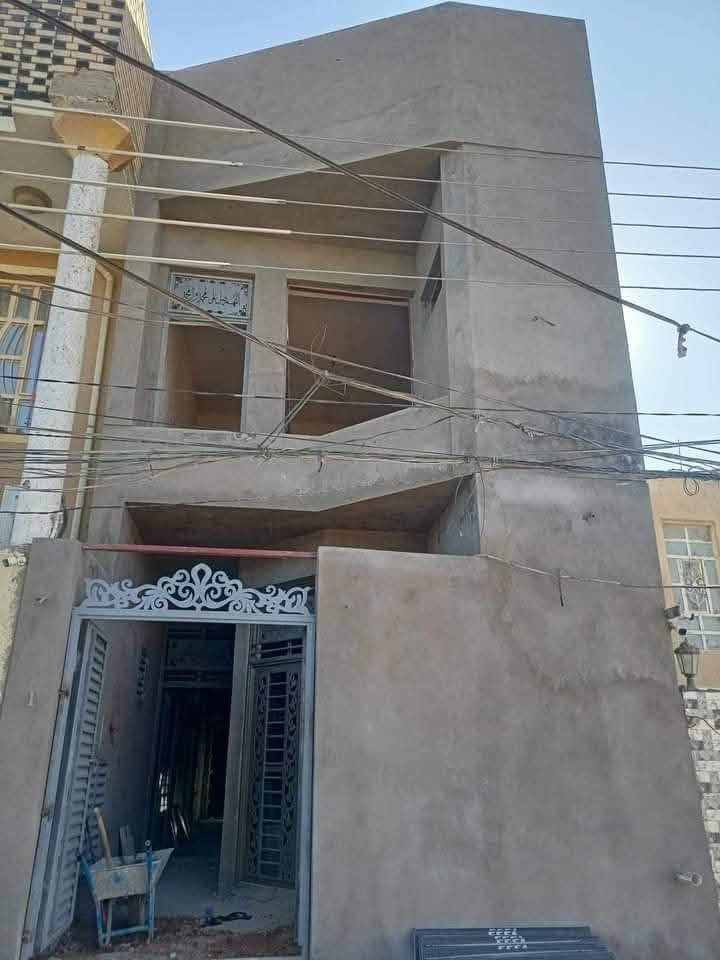 حالين متفرغ يالله سلام عليكم العمل نجف فقط   شوف الصور لاخير بلخدمه العمل الدقيق .ونظافه
كل العمل بشراف مهندس   شغل درجه اوله مثل ماواضح بصوره لعمل لبخ بورك وجص اسمنت ناعم وجهياة والسطوح  تشخيط تصفير لبخ اسمنت   حاب يشتغل عمل نظيف اتصل ع رقم او وتساب  ***********
