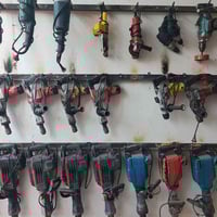 ورشه المصطفى لتصليح وتاجير كافه انواع الدرينات والكوسرات .... العنوان ...