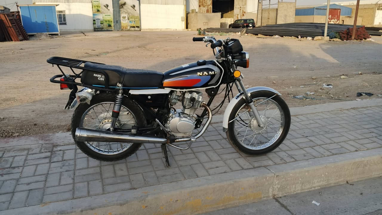 سلام عليكم نامه موديل 25 معمره شلامجه اصلي عدا المكينه مكاني كوت
سعر 700 وبيه مجال ***********
