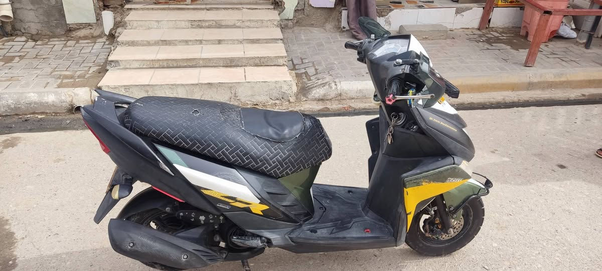 اللهم صل على محمد وال محمد
دراجة ZR 2019 للبيع فقط  ...دراجة ناعمة كله على وضع البلاد و الدراجة مزوده بأمبيثري و لايت امامي ...دهن كيگس الكوري كل شهر يتبدل...السعر 850الف ...مكاني السماوة -الجربوعية


**إذا كنت صاحب هذا الإعلان وتريد حذفه لأي سبب، رجاءا أرسل رسالة إلى الدعم الفني**