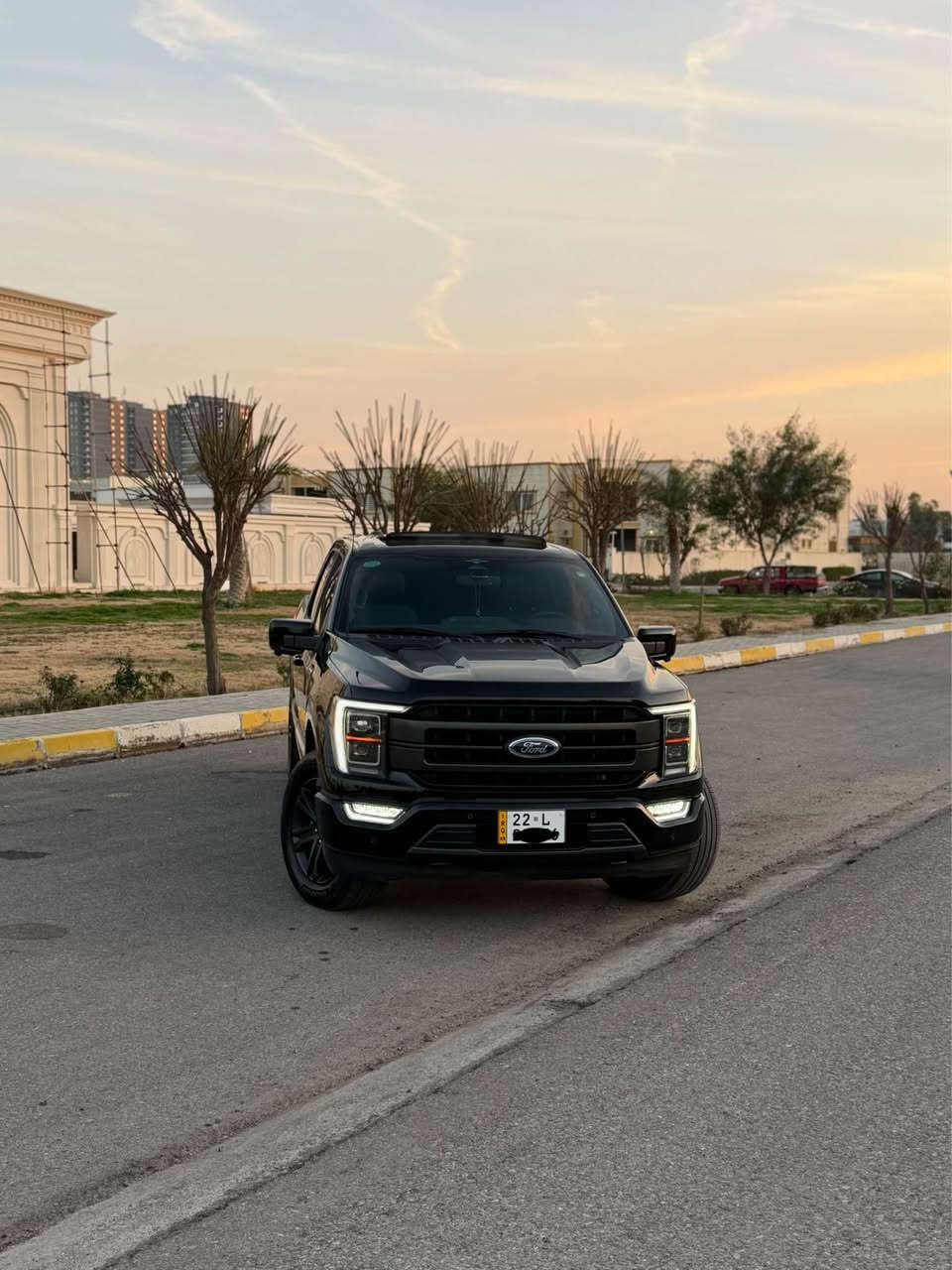 سلام عليكم 
FORD F150 Lariat 2023 V6 2.7L
ماشية 20الف mi
فول مواصفات 1/1 
بانوراما 
كشنات جلد +كهرباء+كشن خزن
كشنات تدفئة وتبريد والخلفي تدفئة
شاشة جبيرة 
كيج الكتروني
رادار امامي 
رادار خلفي 
رادار جانبي
نقطة عمياء
كامرات360درجة
دوسات كهرباء 
لايتاد ليد +عدسات متحركة مع الاسترين 
بك لايت لد 
مري شفط+قلاب مع البك 
تشغيل عن بعد 
دبل اكسل 
درايف مود وتحكمات كامله 
وبعد بيها هواي موصفات معروفه 
سيارة جاهزه من كلشي 
صدر كهربائيات كير مكينة كله بشرط 
عليها تخم تاير مشلن انتاج25
حادث السيارة قطعتين صبغ بدون دواخل ايربك فقط بردة 
مكانها اربيل 
مرقمه اربيل تحويل بشرط 
سعرها (417)ورقة 
تواصل*********** أربيل, العراق
