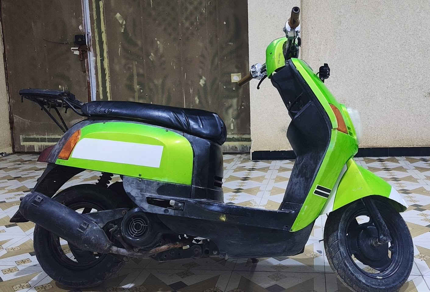 ماكس بوليسي . بوشه ٤٩ مفتوحه مره وحده 
سلف وهندر 
كفرات نضافه ٨٠٪ كهربائياتها شغاله شلعه ومعدل 
عارضها ب ٥٠٠ وبيها مجال


**إذا كنت صاحب هذا الإعلان وتريد حذفه لأي سبب، رجاءا أرسل رسالة إلى الدعم الفني**