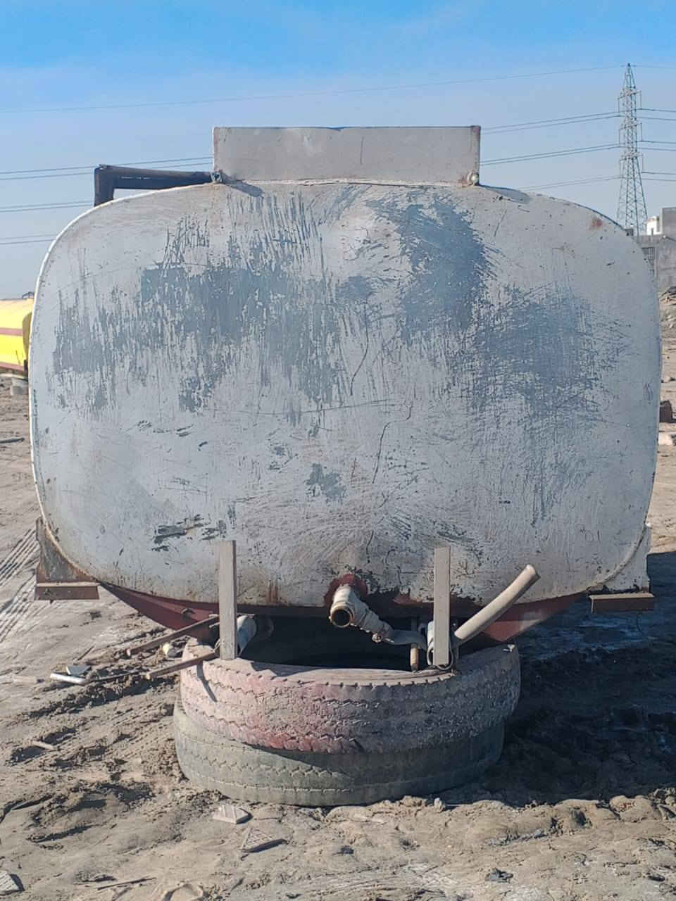 تانكي مقلون للبيع ***********
