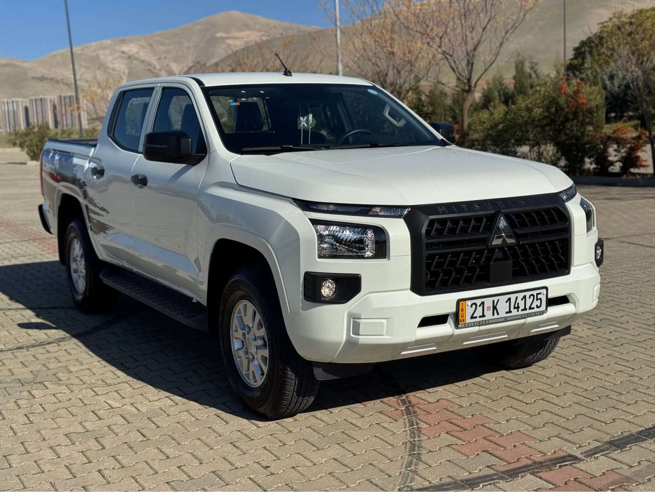 L200 2024

پيكاب ميتسوبيشي L200 2024 رةقةم سليًماني 10.000 روشتوة يةك پةلًة ساردي هةية نمونةية مالي دوستة يةك دينار مةسرةفي نية ناو بوًدي و گاعي تيًگيراوة باي 240 گةلاو معامةلةية ئةگةر موشتةري نيت بيًزارمان مةكة جوابي كوًمينت نايةمةوة ***********

ميتسوبيشي ال ٢٠٠ رةقم السليمانية موديل ٢٠٢٤ ماشي ١٠.٠٠٠ الف كيلومتر  مابي الي نقص سعرها ٢٤٠ ورقة *********** السليمانية, العراق
