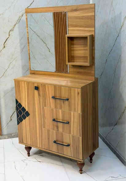 عروض جديده
ميز تواليت 115 الف
كنتور بابين 155 الف
نوع درجه اولى ثقيل جدا
مكان الشركة بغداد حي الجهاد 
***********
واتساب رقم الادارة
