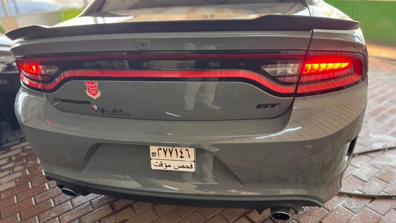 السلام عليكم
جارجر 2023 GT دخول جديد تترقم كل المحافظات 
مكينة 3600 
ماشية 60 الف ميل 
السيارة جديدة كلشي مناقصها 
مواصفات الGT معروفة 
فتحة 
كشنات حضن 
شاشة جبيرة 
ويل 20 
حساسات خلفية 
حادثها تبديل البيبان الاثنين اليسرة جهة الصدر نفس اللون من امريكا بدون شاصي وبدون لغد 
العنوان بغداد البلديات 
0771 434 6798
