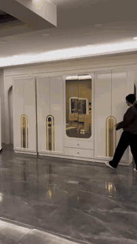 *موديل    زوراء      المودرن*

*10 قطع*

*1- ضهر بلوك*

*2- برغي وچوي حديد*
  
*سرير مخزن جك*

*5- شغل درجه اولى*
حجز وستفسار وتساب 
***********
***********
