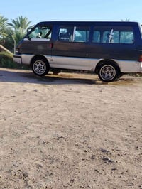 كيا بستا للبيع  موديل ٩٥ سنويا ل ٢٧      07716150424