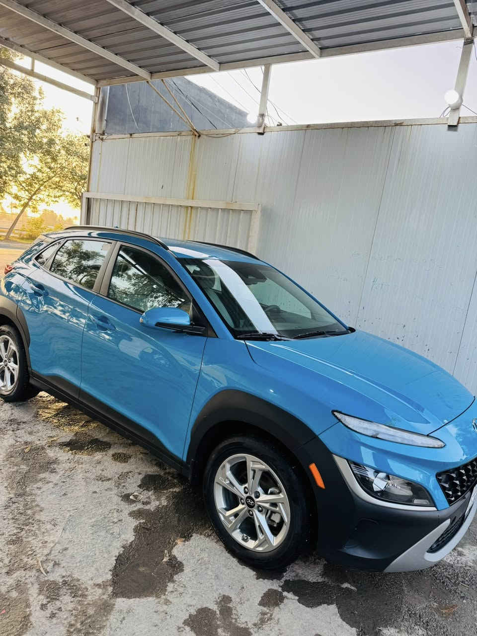 السلام عليكم 
كونا 2023 وارد امريكي حادثها دعاميه فقط وصور الحادث موجوده رقم بابل دولي 
فول مواصفات عدى الفتحه 
السعر 157 وبيها مجال بسيط ومكانها كربلاء طويريج
***********
