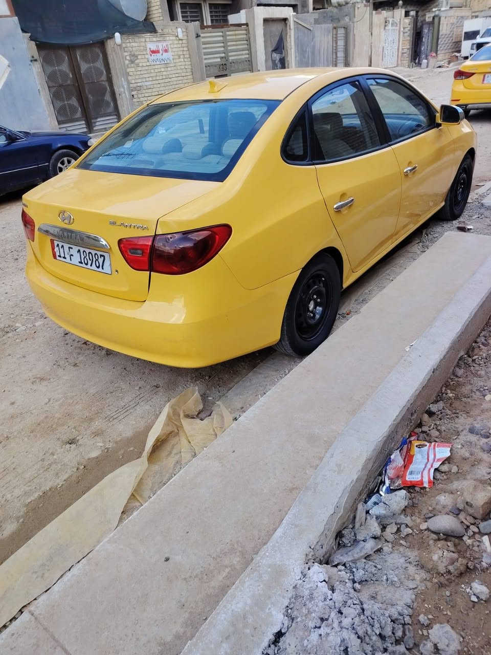 السلام عليكم النترة مديل ٩ حادثها جاملغ وبنيد مكينة ٢٠٠٠مكينة وكير جدد حاوي المكان العبيدي ***********
