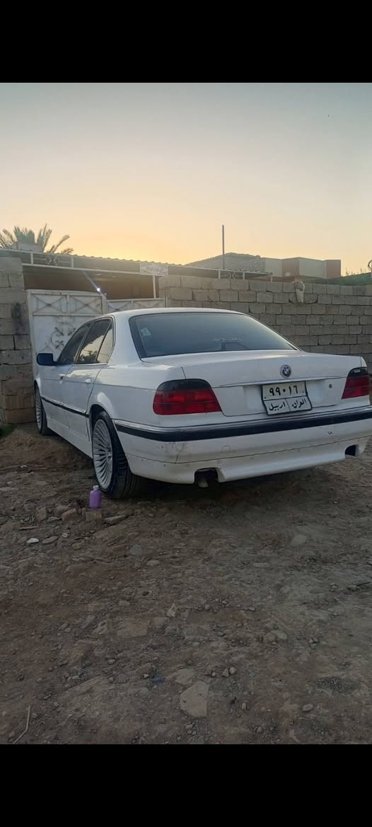 بيءم كاسحة موديل96 محرك كير نضيف تحويل ثاني يوم سيارة بسم عربي من بغداد يريد تحويل السعر مناسب جداً السعر 53وبي مجال المكان ديالى بعقوبة الرقم ***********

