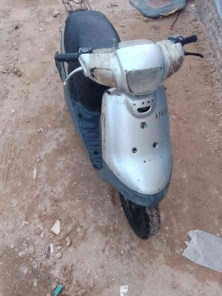 دراجه بتره ما مفتوحه للبيع سعره  160 كلشي بيه بلاد سوق الشيوخ دراجه مرتبه
‏‪***********‬‏
