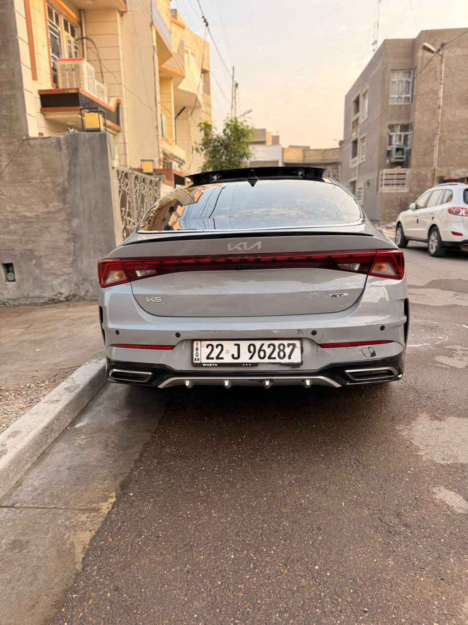 K5 GTline (فول موصفات) 1\1
ماشيه 32
موديل 2024
اللون أسمنتي 
مكينه 1.6 تيربو 
فتحه سقف بانوراما  
تشغيل عن بعد 
تشغيل بصمه 
بصمه أبواب 
كرسي كهربائي 
الجلد احمر 
رادار
شاشه كبيره لمس 
كان تدفئه تبريد 
شحن لاسلكي  
كاربلاي 
فول للأخير وبعد بيها هواي مواصفات الGTline المعروف مواصفلته 
حادثها بالمنشور وبيها قطع كلير 4 بدون معجون بدون صبغ 
العنوان بغداد الكرخ 
السعر 185 
للاتصال ***********
