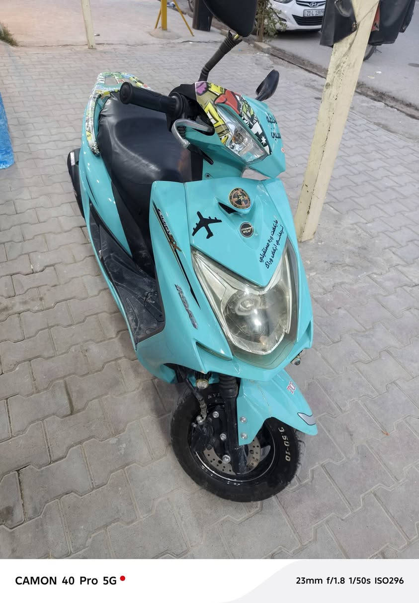 السلام عليكم سكنس ياباني بعده جديد الكيج شغال الكهربائيات كلها شغاله كل عيب مابي تاخذه متصرف عليه ربع تايرات جديده صالنصه جديده السعر خاص***********
