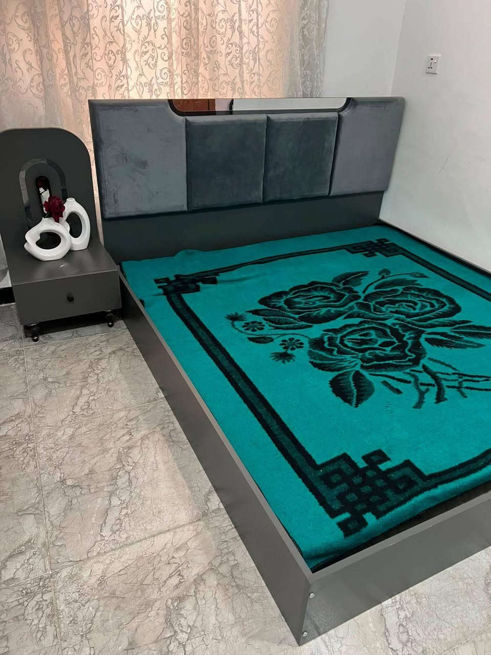 غرفة جديدة للبيع ٥ قطع تركي السعر ٥٥٠ مكان الشعب


**إذا كنت صاحب هذا الإعلان وتريد حذفه لأي سبب، رجاءا أرسل رسالة إلى الدعم الفني**