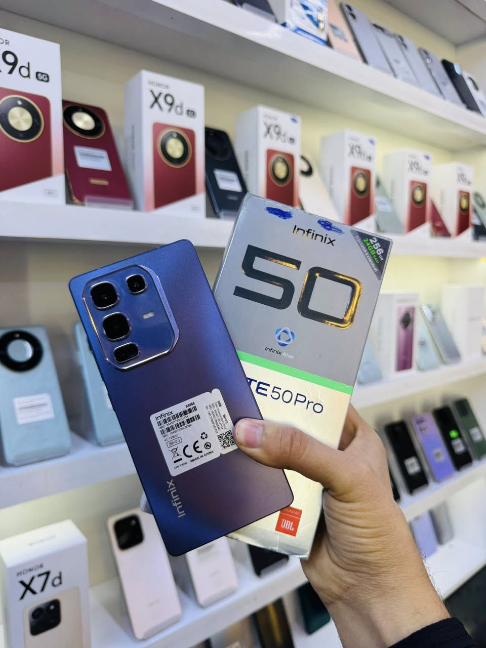 تم وصول وجبة من الهواتف المستخدمة في لارسا للاتصالات
📱 جميع الهواتف نظافة 100%
وبضمان ما بعد البيع، وبأسعار مميزة
يتوفر توصيل 🚚 
العنوان / سامراء الضباط الاولى مجاور مرطبات الوطني 
للتواصل / *********** واتساب
