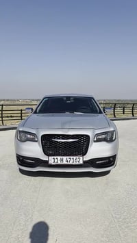 كرايسلر C300 • ٢٠٢٠ • ٧٥٠٠٠ كم