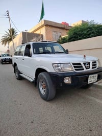 نيسان للبيع السعر 85 وبي مجال 07808286657  مكلف بالنشر
