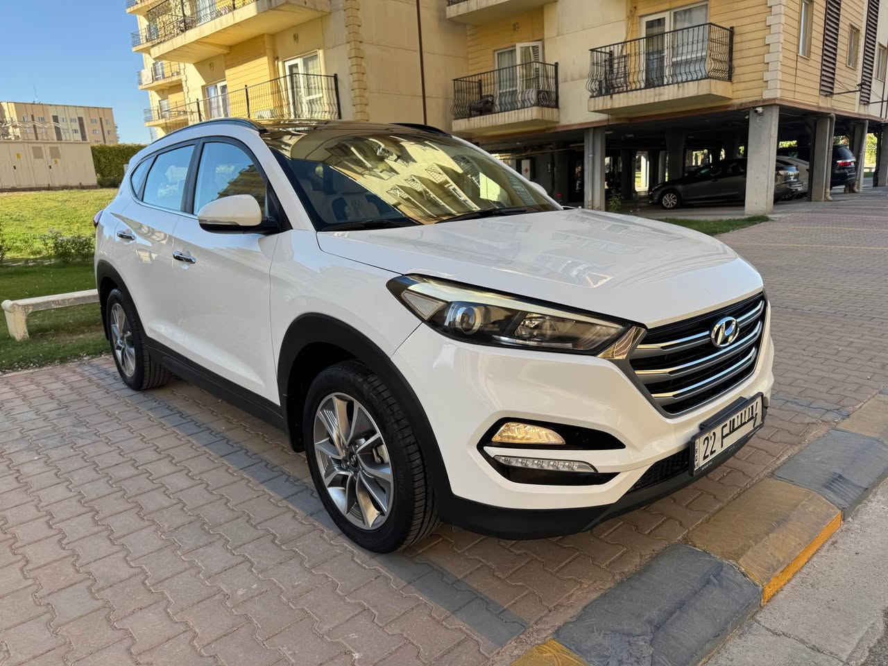 بە ناوی خوای گەورە 
هۆندای تۆکسۆن 2018 فوول لۆک و دانسقە
خلیجی مواسەفات کۆرییە سفری شەریکەیە
 105 ڕۆشتووە
بێ بۆیاخ و بێ سارد و دەعامی بۆ دەعامی بە شەرت گێڕ و مەکینە و هەموو شتێکی بە شەرت
سەنەوی تا 2029 تازەیە بە ناوی خۆمەوەیە
مواسەفاتی فوولە کوشن جڵد و ناو کرێمی و پانۆڕاما و بەسمە و ئاوێنە ئیشارەت و Abs و حاسەی دواوە و کامێرا و لیدی لایت و لیدی دەعامی و بلاجیکتۆر و کوشن پاقلاوە تەحدید سورعەیە و شاشە گەورە و ئاوێنە شەفت  و لایت بەرز و نزم و دوو درگای پێشەوە لە گەڵ سنووق بەسمەیە تەبریدی مەرکەزییە 
پێنج ویل کەپ دینارێ مەسرووفی نییە 
شوێن سلێمانی 
*********** السليمانية, العراق
