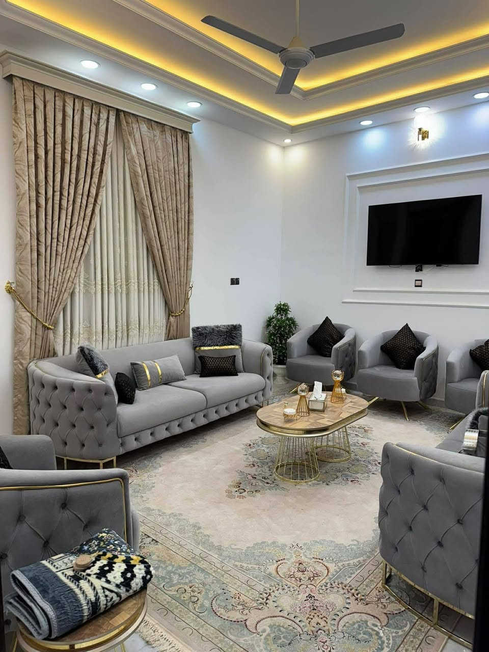 إعلان 📣 رقم 26
 {للبـيـــع فـي السماوة منطقة أم العصافير  مقاطعة 19 }
                 {الـــــمعتمد للتسويق التجاري و العقاري }

المساحة. 130  م² 
 الدار بناء حديث جدا وبنظام عصري بأمتياز 

تفاصيل الدار 
(غرفة سويت + حمام داخلي وخارجي +مطبخ +براني وهول )

 

موقع  _السماوة  حي أم العصافير نزله  شارع مركز الشرط  

#لمعرفه_السعر_اضغط_على_متابعه_وعلق_بذكر كلمة سبحان الله او الحمد الله 
_____________________
للاستفسار:

‌‎(( المعتمد  للتسويق  التجاري والعقاري حيثٌ تَلتَقي الرُوٌية ,بلتَمَيٌز ))

‌‎🪙كل ماعليك الاتصال أو المراسلة على الصفحة 🪙

☎️***********
***********.
