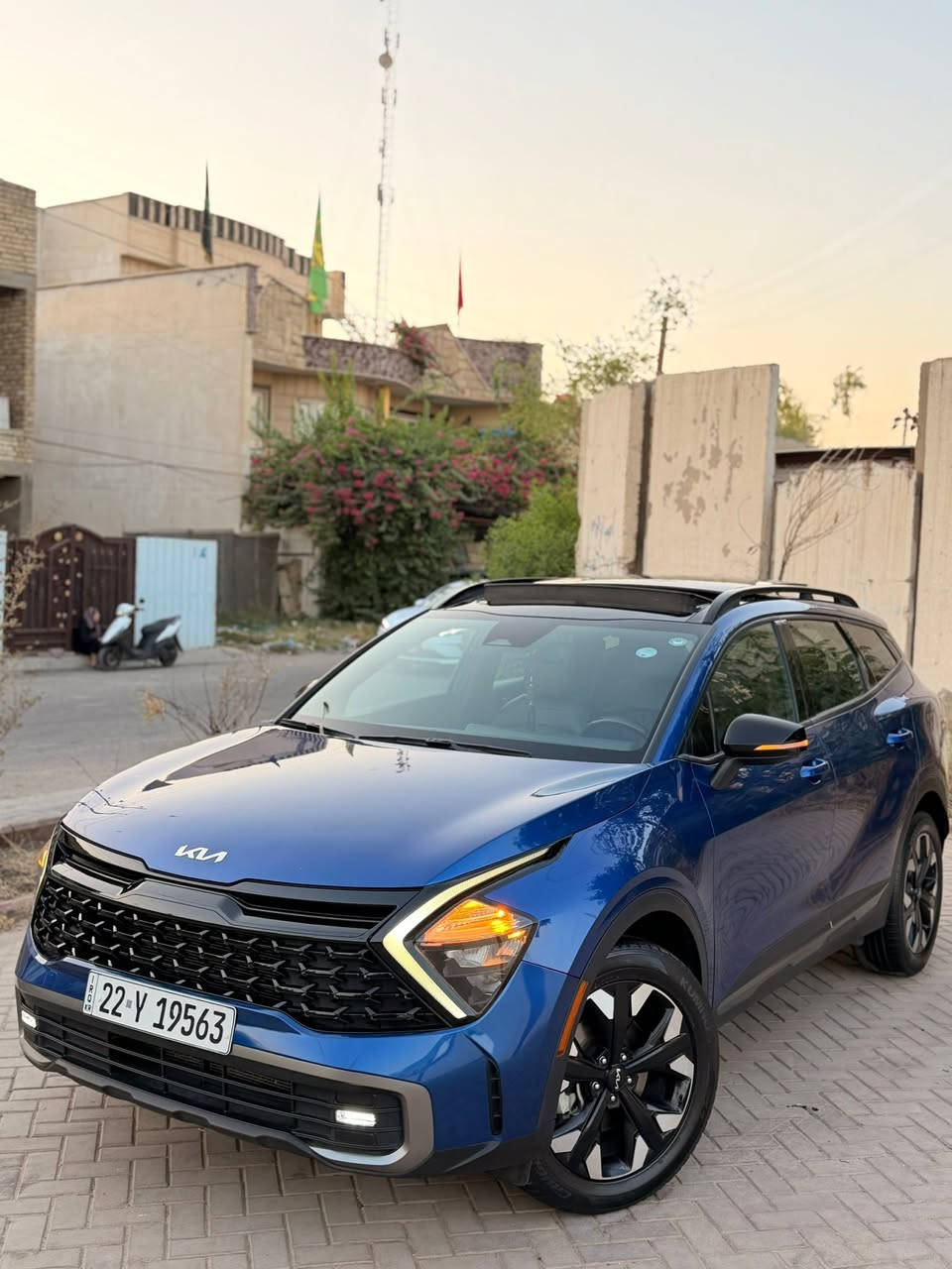 كيآ سبورتج2023 ✔️ لون جويتي 💙  أعلىٰ فئه موآصفآت الفئه العاليه
جديده بمعنى الكلآم وارد امريكي 

دخلت من امريكا طرف بنيد  بدون دواخل بدون راديتر بدون براكيت بدون اي ملاحظه 💯 

الموآصفآت :

بصمه ، تشغيل ، أبوآب ، صندوق ،

بآنورامآ ، طكتين ، تشغيل عن بعد 

جنطه كهرباء بصمه 

كشنآت جلد فول ، دوآخل صاج فايبر

سستم صوت سماعات 🔊 هآرمن كآردن ،

فول كشنآت VIP بقلاوه جلد كهرباء USB تتفئه كشنآت ، شآشه دچتل سينمآئي متصل دشبول كامل ، أنآره داخليه متغيره الألوآن ، دوسآت ملون

بچم العريض X , هاند بريك بصمه ، مانع انزلآق

دكمه أوتو هولد ، اوتو ستوب ، درآيڤ مود ، دكمه حساسات ، دكمه الكامرآت , دكمه فورويل المرغوب

قطعتين تبريد منفصل ، 

تبريد بيآنو لمس وفول تحكم بيانو شاشه 

دكمه مانع أنحدآر ، شحن لآسلكي للفون📱

رآدار أمامي ، رآدار جانبي ، رآدار خلفي ،

تحديد مسآر ، سيآقه ذآتيه ، خطوط الشارع 

توقف ذآتي أمامي ، توقف خلفي ذآتي ، 

ويل كب گروم 🛞 ، 4 عدسآت زنون عالي ناصي

حسآسات خلفيه ، كامره أماميه ، كامره خلفيه ، 

بك لايتآت لدات ، اشارات مري ، نظام ترحيب يدات

محرك 2500 المرغوب ،

فول تحكم ستيرن دعآيه ، 

أنآره دآخليه لمس ثلجيه ،

فول نيكلات ،

السعر 198 مجال بسيط 

مكآن السياره بغداد الكرخ 

للأستفسآر***********
