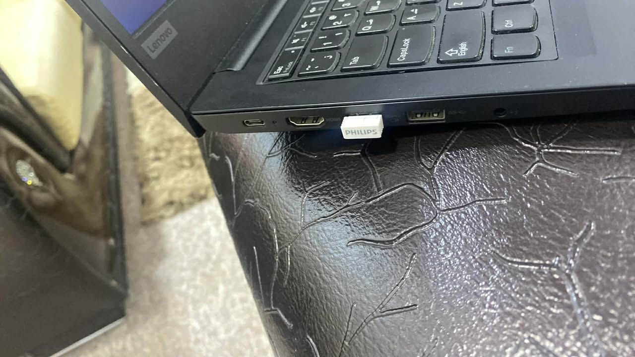 🔥 – Laptop ThinkPad E480🔥  

💻 laptop aka wak nwe waya zor basha bo kare rozhana bo talabay jame3aw yare xafef
⚙️ Intel core i7 8550u  
🎮 Rx 2gb
🧠 8Gb Ddr4
🖥️ 14FHD  anti-glare
💽 SSD 256Gb
✅ Bo marketing 
✅ Qutabe
✅ Program 
✔️sha7ne shareka

💰 nrx: 175$   270,000د.ع (mu3amalayki brayana)  

🔴 tebene: jehazaka amadaya bo fa7su froshtn bas battery 🔋 helaka bashe 1 bo 2 sa3at aka
Gayandne haya bo tawawe iraq

🔥 – للبيع  Laptop ThinkPad E480🔥  

💻 لابتوب قوي ونظيف استخدام شخصي  

⚙️ Intel core i7 8550u  
🎮 Rx 2gb
🧠 8Gb Ddr4
🖥️ 14FHD  anti-glare
💽 SSD 256Gb

✅ للمتاجر
✅ وطلاب الجامعات والمعاهد 
✅ برامج 
✔️ وياها شاحن الشركة

💰 السعر : 175$ 270,000دع (قابل للتفاوض ويا الجاد)  

🔴 ملاحظة: الجهاز جاهز للفحص، والبيع
، البطارية يكفي ساعة ساعتين استخدام متوسط واكو توصيل لكافة العراق السليمانية, العراق


**إذا كنت صاحب هذا الإعلان وتريد حذفه لأي سبب، رجاءا أرسل رسالة إلى الدعم الفني**