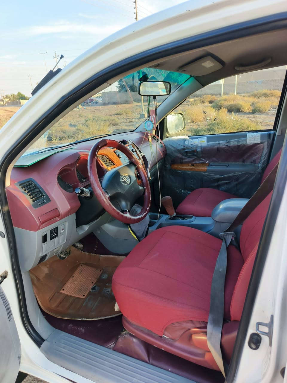 سلام عليكم للبيع بيكم 2010سياره بيها تجيه كلش خفيفه او تماتيك حداديه تخم تاير تتفئه تبريد ومكينه وكير كفاله رقم دولي بصره جديد بسمي تحويل ثاني يوم سياره جاهزه مال جناي مكان البصره دير شافي  ‏‪
***********
