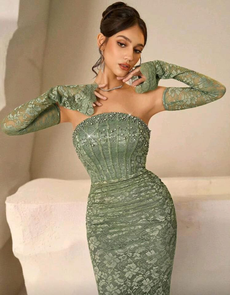 فستان مستخدم مناسبة واحدة

تاريخ الشراء 12/2/2026

سعر الشراء 100 الف

سعر البيع 60 الف 

القياس 38/40

الشكل بالحقيقة اجمل 

متوفر واتس اب
***********
