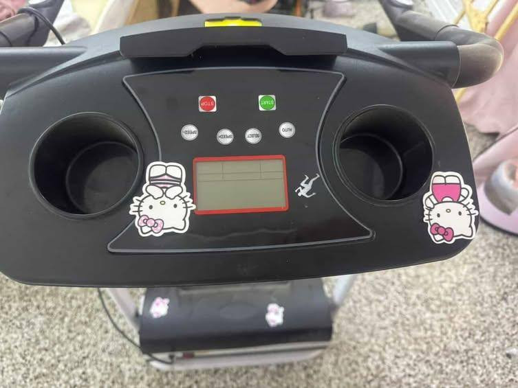 ثلاجة للبيع شركة LG
رايديها ب85
+ جهاز جري ب100
نضيفات بدون اضرار استخدام قليل

العنوان بغداد اليوسفية


**إذا كنت صاحب هذا الإعلان وتريد حذفه لأي سبب، رجاءا أرسل رسالة إلى الدعم الفني**