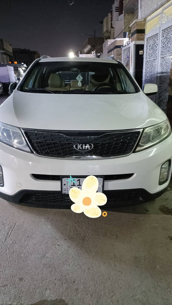 السلام عليكم   عندي   سورنتو 7 راكب. خليخي  4 سلندر   مكفوله  اتصل وتدلل  ***********1وديل  14.....  مكاني بغداد
