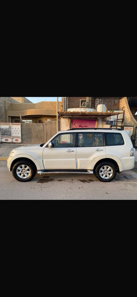 سلام عليكم باجيرو حبتور فول مواصفات 2010 محرك كير كفاله والكشر كدامك البنيد مبدل فقط بغداد سنويه 29 جاهزه للاستفسار اتصل ودلل ***********
