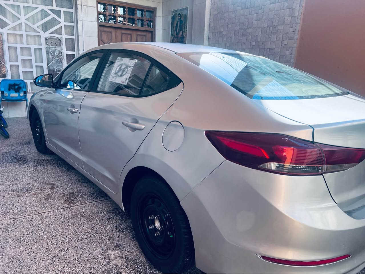 انتره خليجي موديل 17 محرك2000 
سياره بيه حزام صبغ بدون ضربه قويه وبيه حالوب سياره محرك 2000 كير ومحرك وحداديه مكفولات تبريد ثلج 
تخم تاير جديد رقم اربيل تريد وكاله تريد تحويل سياره جاهزه الف مذب عليه سعرها مناسب 88 من الاخير 
مكاني نجف الاشرف *********** النجف, العراق
