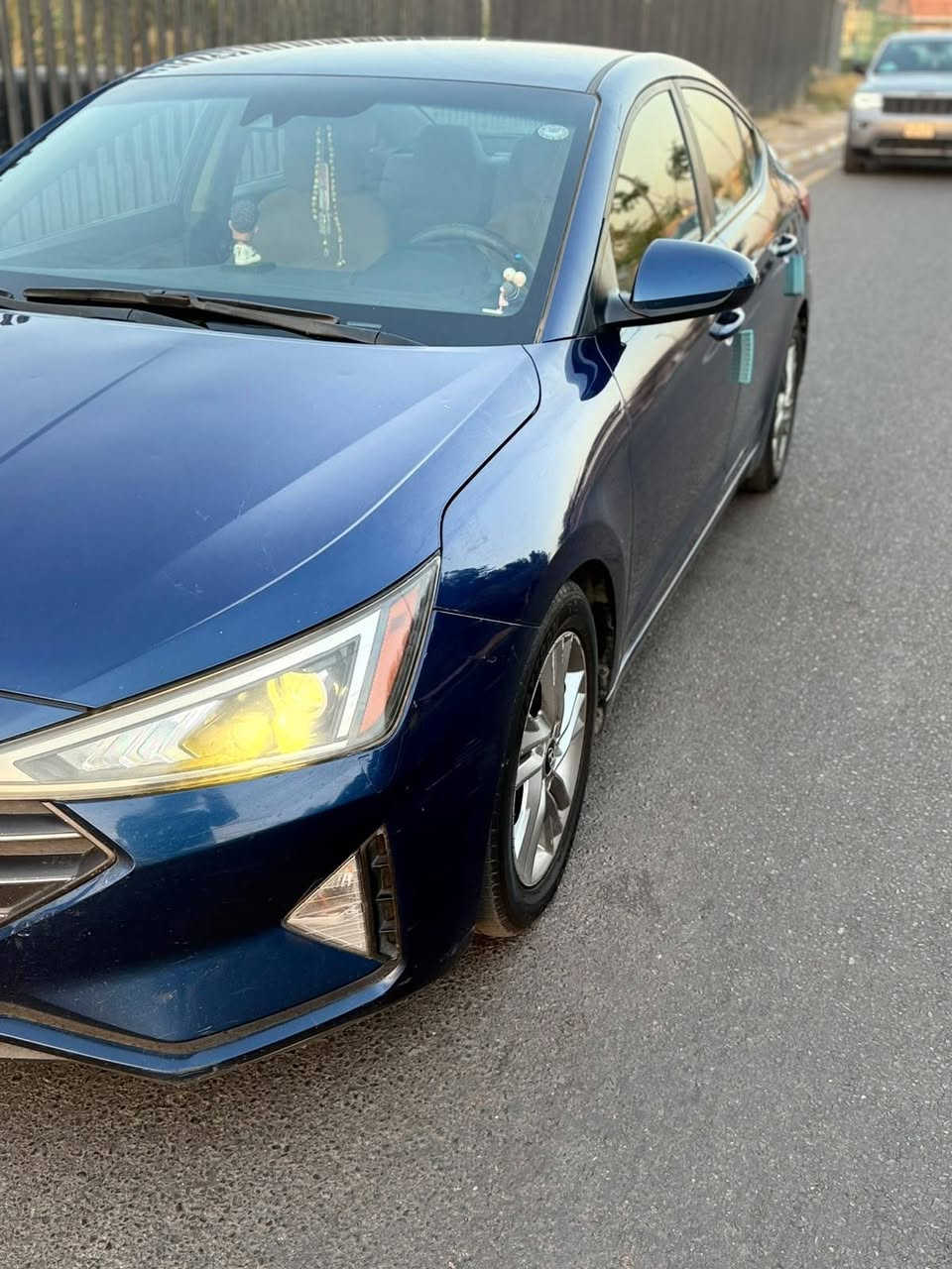 العنوان بغداد الحريه 

السعر ١١٥ وبيها مجال بسيط 

هاتف ***********

النترا 2019 واردامريكي محرك 2000 دوش كير AT رقم اربيل الدولي الجديد باسمي  سنوية وهزة جديدة السيارة بدون ايرباك حادث امريكا خفيف وصور الحادث موجوده بالمنشور  فقط قبق الصندوك بدون دواخل و قطعتين صبغ بالعراق بابا الصدر وجاملغ خلفي توحيد لون ماشية 95 ميل مكينة وكير بلادي مفتوح برغي بيها نص فول تحكمات ستيرن  لد امامي شاشة ابل كار بلي تخم تأثير باتري جديد لايت زنون اصلي اتصل وتدل
