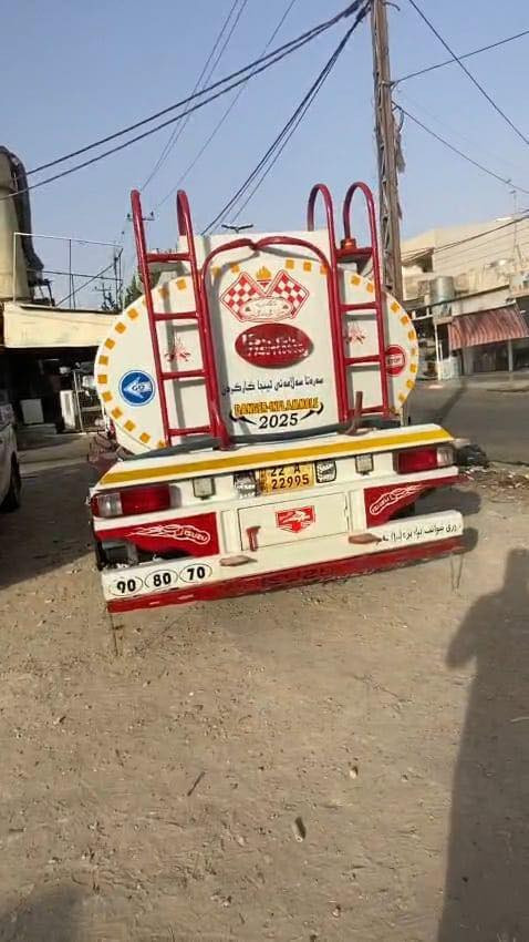 معرض كانتر اربيل عراق حجى عبيد
للبيع اسوزو
موديل ٢٠٠٧
بدون صبغ
تانكى ٧٧٠٠ لتر
كامل جاهز ويه حداد كاز
سنوى جديد 
رقم المانى  اربيل
مكان سياره اربيل شارع ١٠٠م مقابل باب گمرگ 
شريكة اسد موتورز بإداره حجى عبيد
***********
***********
