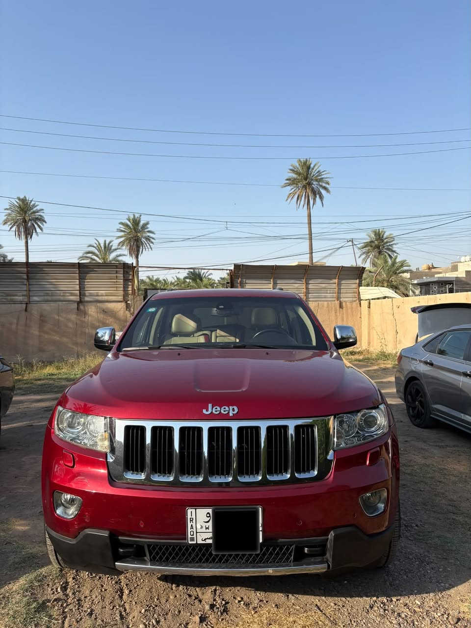 جيب 2013 خليجي
جيب 2013 خليجي ليمتد فول
رقم بغداد
ماشية 80 الف
بانوراما
شاشة قلاب
كشنات جلد+تدفئه امامي وخلفي
كشنات خزن ميموري
ستيرن كهرباء+تدفئه
ماوس تحكم بلقيادة
زراك لايت
صندوق كهرباء
فور ويل 4X4
6 سلندر 3600
السياره جاهزه وجديدة
بيها صبغ جداً بسيط بحافه البنيد وجاملغ على كد شبر 
والسونار مرفق بلمنشور
محرك وكير كفاله
مكان السياره بغداد كاظمية
السعر 180 ورقة 
***********

