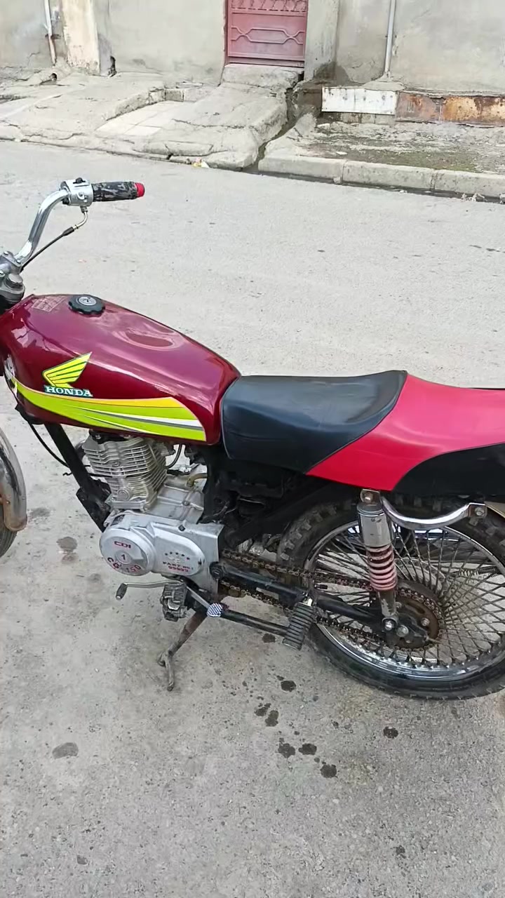 العنوان موصل جانب الايمن منطقه وادي حجر السعر 280 رقم بي واتساب للاتصال وبي مجال***********
