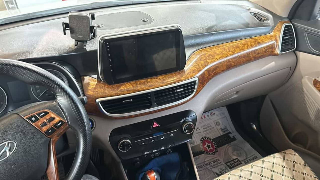 السلام عليكم توسان خليجي ماشيه 50 فقط 
باقي تفاصيل اتصل 
مكان بغداد 
مرتضى 
‭ ***********‬
