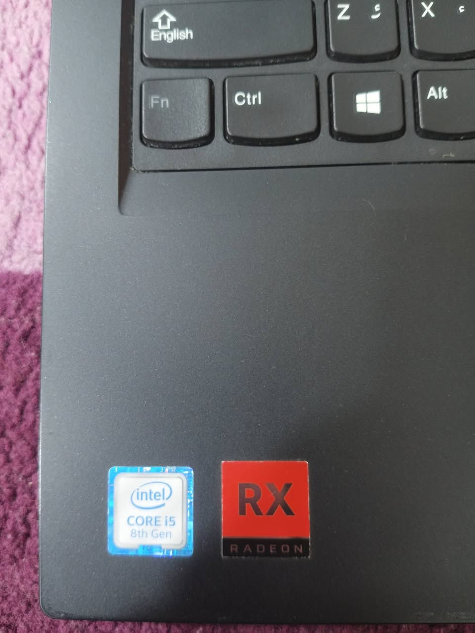 Lenovo ThinkPad E480 مع كرت شاشة منفصل
‏
‏نظيف جداً وي كرتونته الاصلية وكامل الملحقات📦
‏
‏🛠 المواصفات التقنية:
‏المعالج: Intel® Core™ i5-8250U 
‏كارت الشاشة منفصل AMD Radeon™ RX 550 بسعة 2GB (يفتح للألعاب وبرامج الهندسة والتصميم).
‏رام: 8GB DDR4 
‏الهارد: 256GB SSD فائق السرعة.
‏الشاشة: 14 بوصة بدقة FHD (1920x1080) مضادة للانعكاس.
‏مع كامل المنافذ
‏السعر 400 الف
‏الموقع: بغداد الدورة وموجود توصيل
‏واتساب ***********
